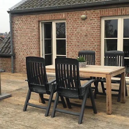 De Middelvelden Bed & Breakfast *